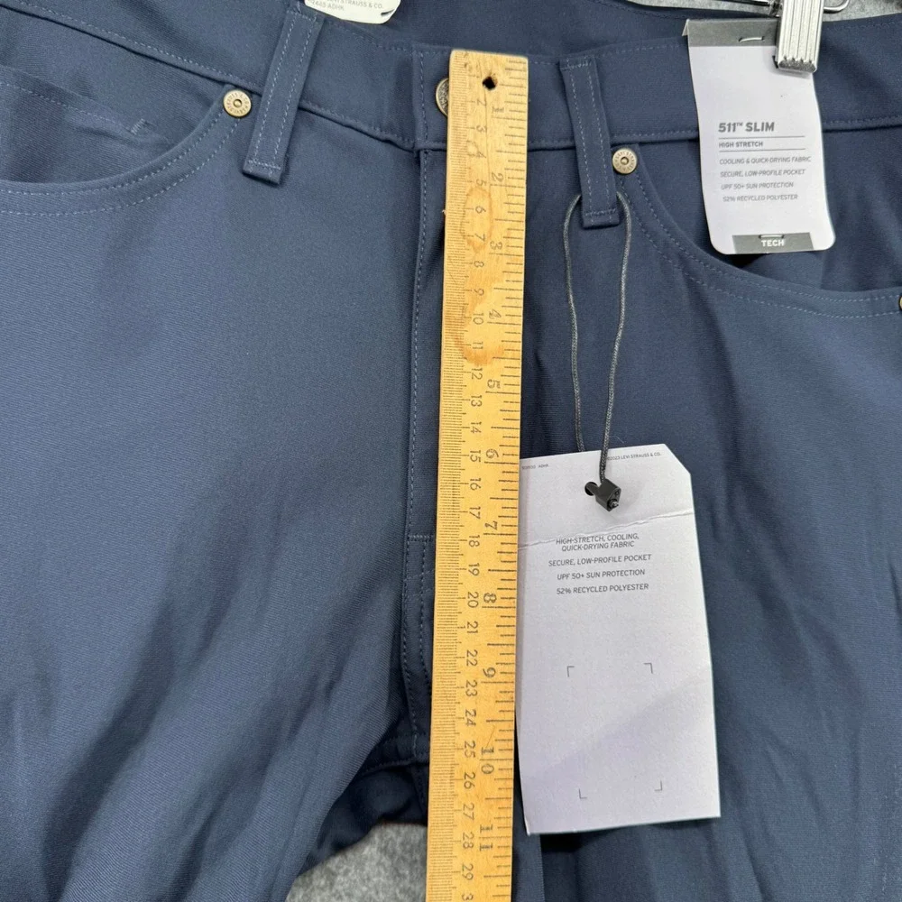Levi's 511 Slim Tech Pants Mens 31x28 Navy Blue A92130011 Engineered Movement